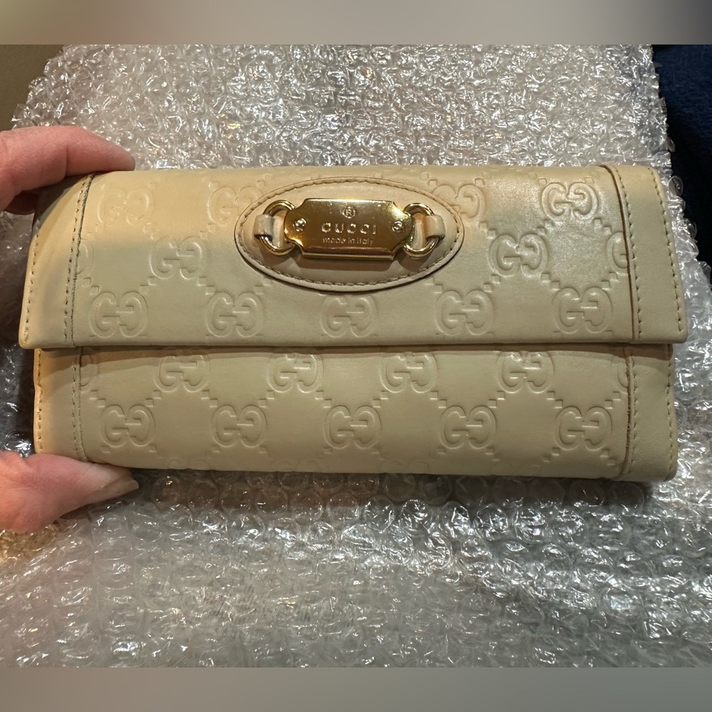 Gucci authentic vintage bifold long wallet